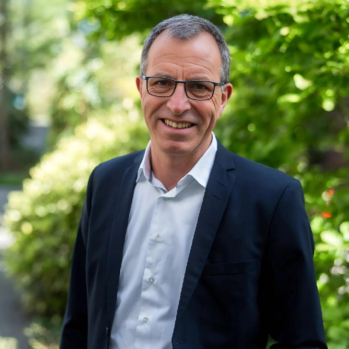 Senior Partner Benno Rüttimann