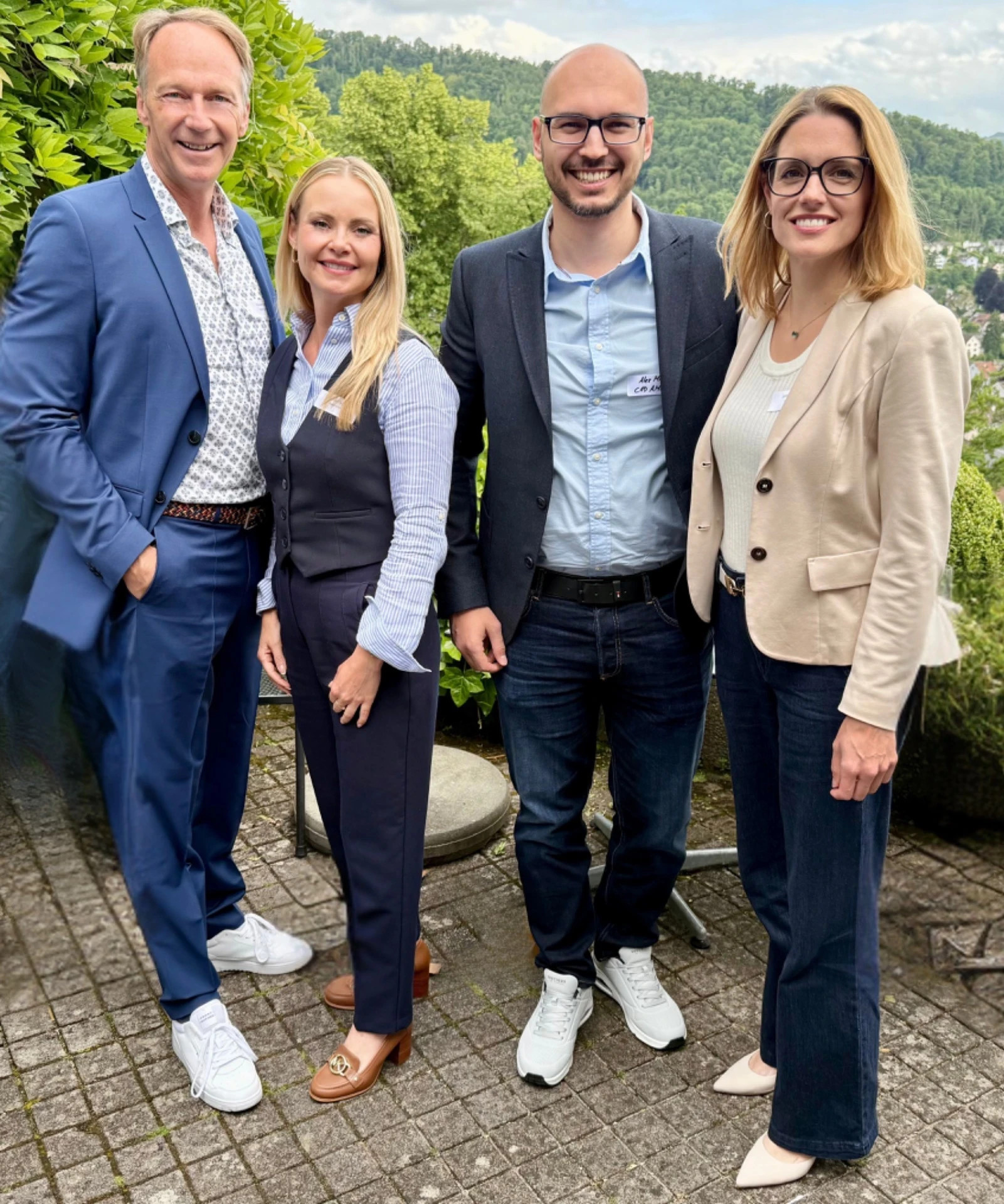 Das Avalect-Team bei einem persönlichen Mandatstreffen mit Kunden